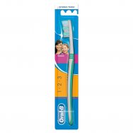 Oral B 1-2-3 Classic Care Zubní kartáček 1ks